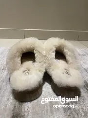  5 UGG disquette slippers (39, 9)