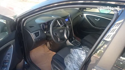  9 هيونداي i30 سنة 2016 اوتومات مع فتحة بانوراما....نخب