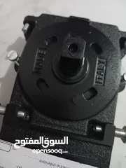  19 صيانة جميع أبواب السيكوريت و جميع أبواب الشاور ب أسعار لاتقبل المنافسة و جودة عالية