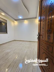  21 شقه جديده طابق ثالث مع غرفه علي السطح