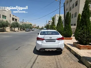  4 هونداي ام دي موديل 2012
