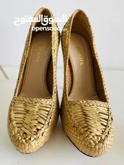  10 Prada, Steven Madden