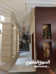  6 فيلا فخمه مجددة بالكامل