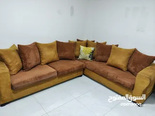  3 طقم كورنر خشب تفصيل شبه جديد ليس بحاجة الى تنجيد