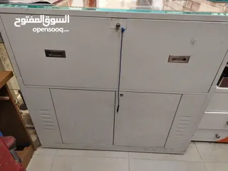  4 بترينة اوبو بحاله الوكاله ولا شخط