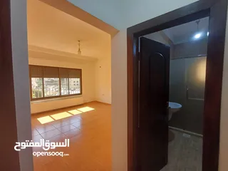  3 شقه فارغه للايجار خلدا
