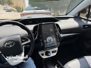  2 توتيوتا بريوس( برايم)، plug in 2017