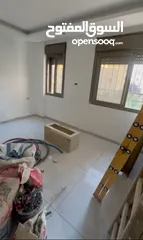  12 واثق المصري