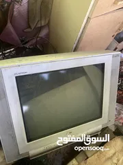  2 تلفاز LG قديم للبيع