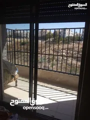  10 شقة للبيع في ابو نصير حي أمانة بسعر مغري وقابل للتفاوض للجادين فقط