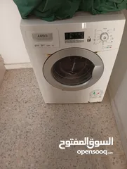  4 مجموعه خرده للبيع  وثريات  نحاس  و2تخت خشب للجادين