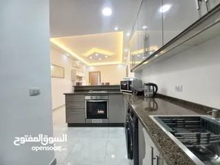  2 شقة مفروشة للإيجار في اللويبدة  ( Property 35920 )