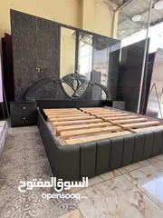  10 غرفة نوم ماستر بحالة ممتازة  تفصيل خشب لامنيت ملبس من داخل والخارج ،  تتكون من خزانة 6ابواب وتخت
