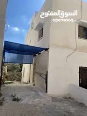  3 بيت مستقل قديم