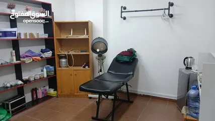  2 صالون سيدات للبيع  تلاع العلي شارع المدينه المنوره محيط دوار الواحه