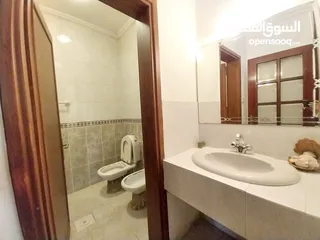  4 شقة للايجار في عبدون  ( Property 33022 )-174964653