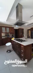 14 رفاهية بلا حدود - فيلا الأحلام بانتظارك - بمساحات رحبة - تصميم أنيق - فاخرة