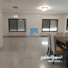  11 شقة طابقية مميزة للبيع في أم أذينة  -  قرب أبراج السادس طابق ثاني 320م تشطيب سوبر ديلوكس