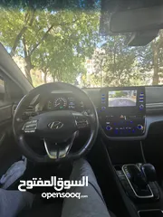  4 هونداي ايونك