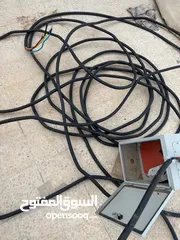  1 كيبل كهرباء 3 فاز الامنيوم - بالاضافه كيبل نحاس -