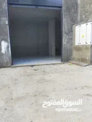  7 مخازن للايجار