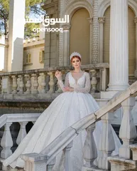  16 شروة مجموعة من بدل الابيض و الملون و فساتين السهرة