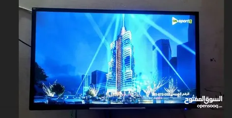  3 شاشة 32 بوصة بحالة ممتازة ب 150 شيكل قابل للمراعاة للمعني