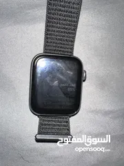  2 Apple watch series 4 44m