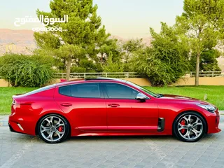  12 Kia stinger  2020