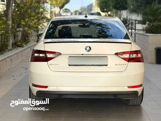  13 سكودا سوبيرب موديل2020 وترخيص 2019 فحص ممتاز ولا غرام بويه  مطور 1500 بنزين