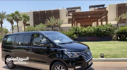  4 تأجير باصات سياحية عدة موديلات لحد عندك
