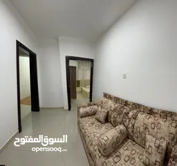  8 for Rent Room استوديو للايجار غرفه وحمام ومطبخ و2 حمام وصاله صغيره  السعر شامل الفواتير العنوان الغب