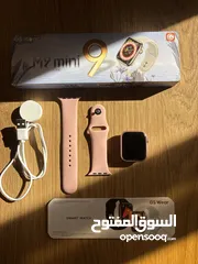  4 GS Wear Smartwatch – Pink Edition wear to impress