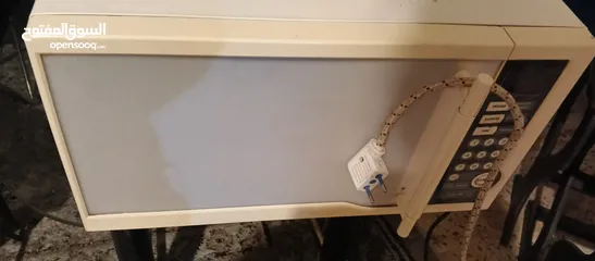  3 مايكرويف مستعمل 5دنانير فقط