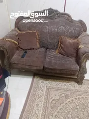  3 طقم كنب وطقم فراش للبيع