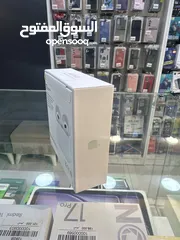  3 AirPods 3 سماعة  جديدة مكفوله من جميع وكلاء ابل في العالم