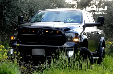  10 Dodge ram black edition dodge ram 2018   ممشى قليل ( غير قابل للبدل او التقسيط)