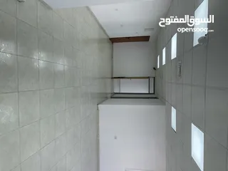  13 مكتب واسع وسط رام الله للايجار