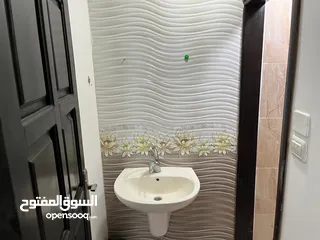  3 استوديو مفروش للايجار عين منجد