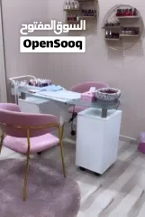  16 صالون تجميل نسائي فاخر بمساحة واسعة في منطقة مواطنين مجهز بجميع الادوات و المعدات في الجرف عجمان