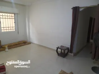  18 شقة سوبر ديلوكس للإيجار من المالك مباشرة بالزرقاء البتراوي بسعر مغري طابق اول مساحة 160 متر مربع