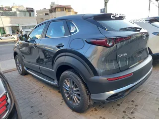  10 مازدا CX-30 كهربائية بالكامل موديل 2023