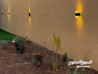  17 شقة للبيع شبة ارضية في حي الصحابة  3 غرف مع حديقة 120 متر