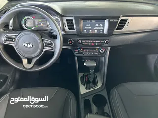  23 Kia Niro Hybrid Clean title 2019