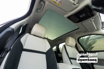  21 Range Rover Velar P250 S 2020 GCC under Agency Warranty with Flexible Down-Payment.