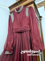  11 فساتين سهرة للبيع بحالة ممتازة وموديلات مميزة