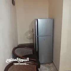 9 شقه مفروشه للايجار