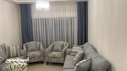  34 تفصيل و تركيب و صيانة جميع انواع ستائر الزيبرا التركية و اللنن و الرولو و جميع انواع الستائر القماش
