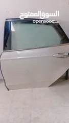  9 يوجد لدينا جنحان امامي وخلفي وغطاء متور يوجد جميع قطع السيارات