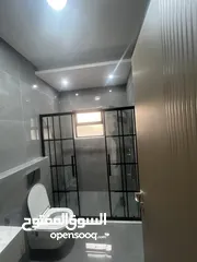  7 شقة ارضية جديدة للايجار